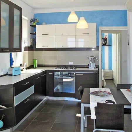 Ulivi Sul Mare By Interhome * Poggi
