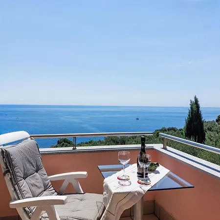 Apartment Ulivi Sul Mare By Interhome *