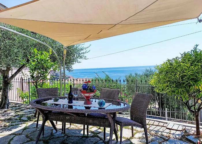 Ulivi Sul Mare By Interhome